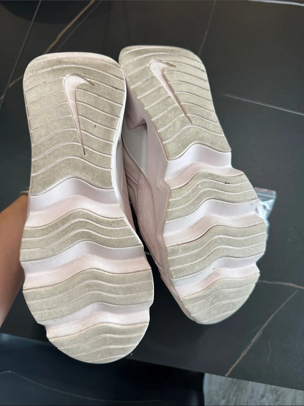 Nike Women's Light Pink Mesh Athletic Sneakers
